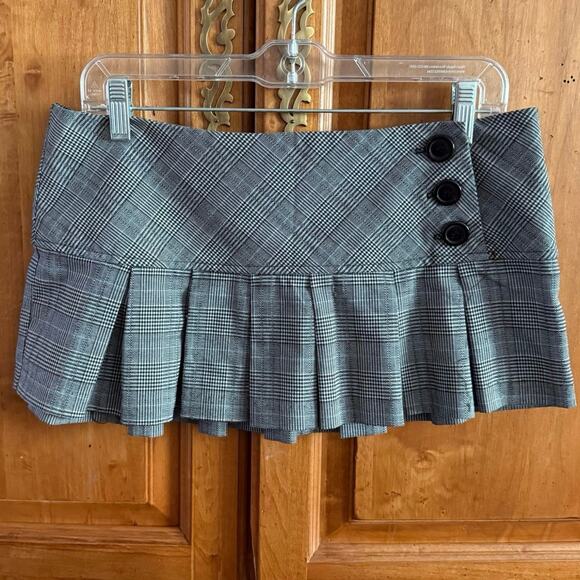 Charlotte Russe Y2K micro mini skirt plaid academia schoolgirl alt grunge size L - Picture 3 of 10